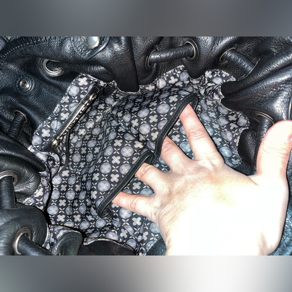 Lockheart Black Leather Purse Bag Satchel Rocker Metal Hardware Zippers Pockets - Picture 13 of 16